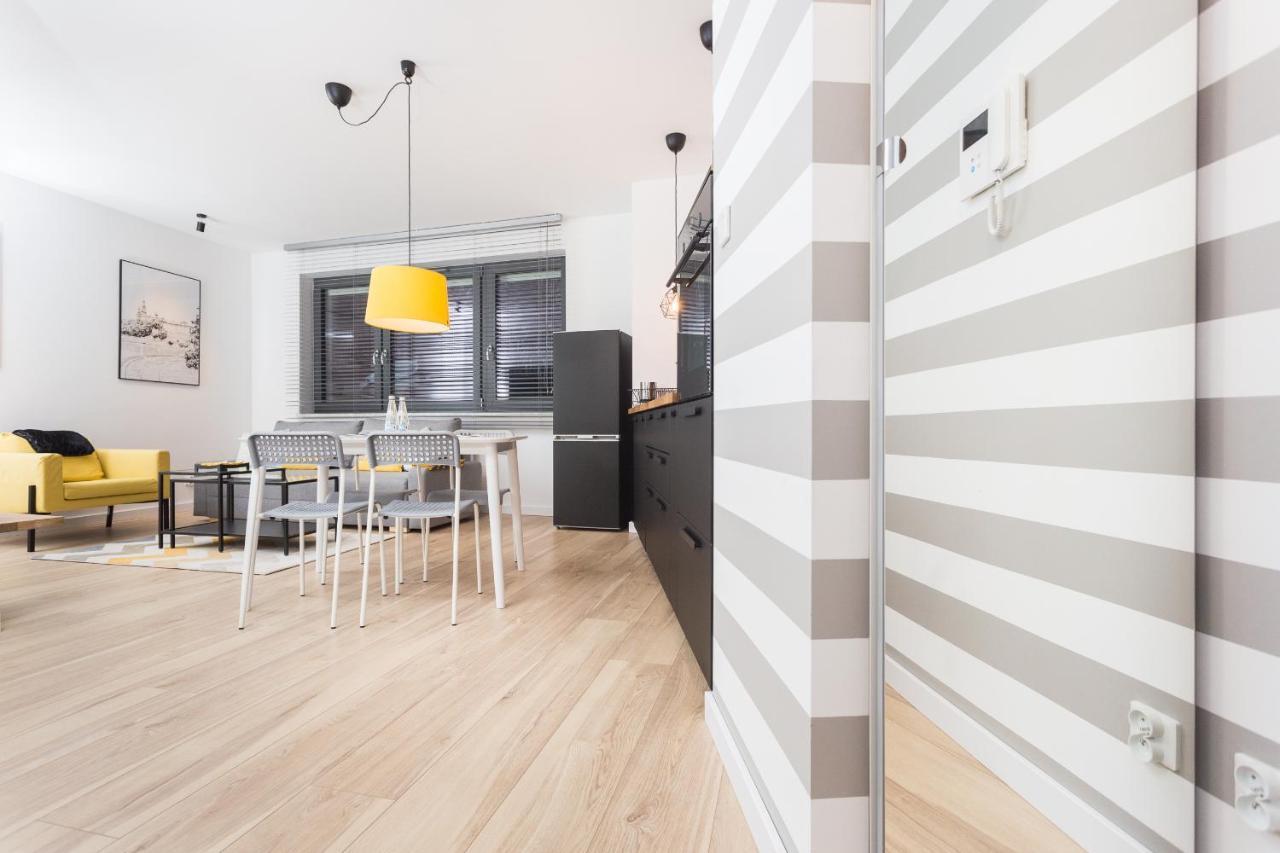 Inpoint Podgorze Apartments Near Jewish Quarter Краков Экстерьер фото